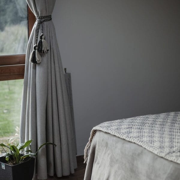 SUJETADOR DE CORTINAS DE LANA DE OVEJA HECHO A MANO EN TELAR DE CINTURA - Image 8