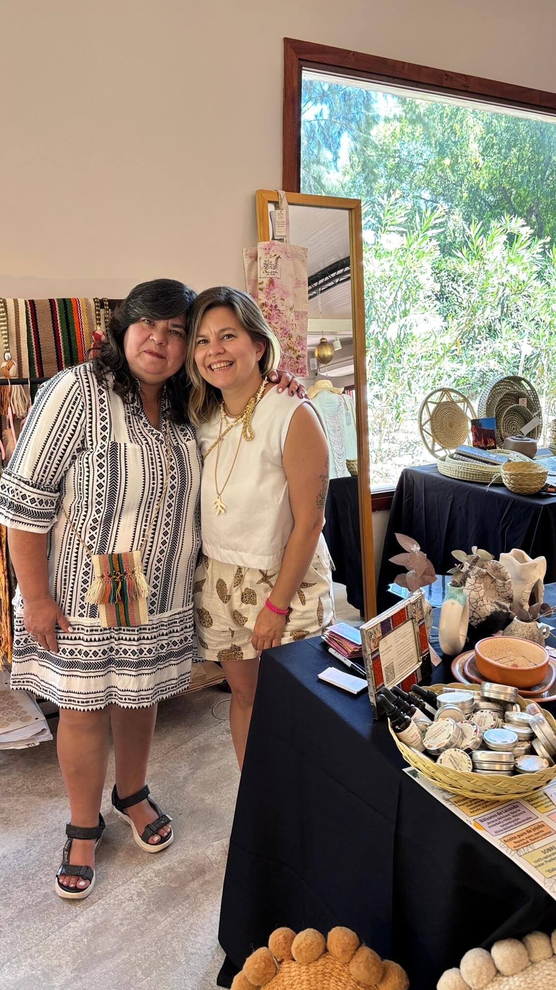 Fundadoras de Puro Andisguain - Indumentaria Artesanal